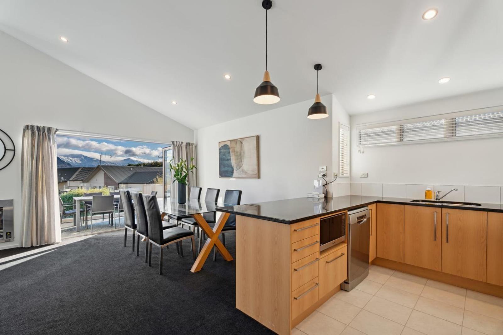 Alpine Retreat - 3 Bedroom Wanaka Zewnętrze zdjęcie